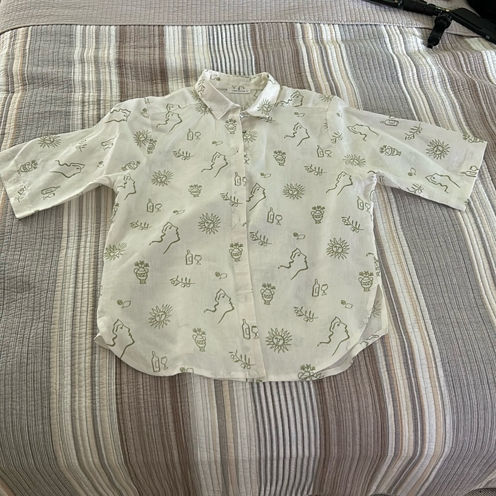 Women’s linen shirt